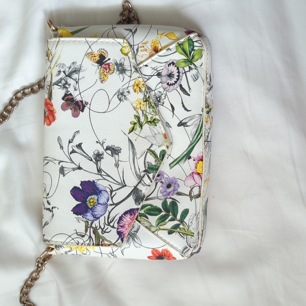 Francesca's collection flower purse